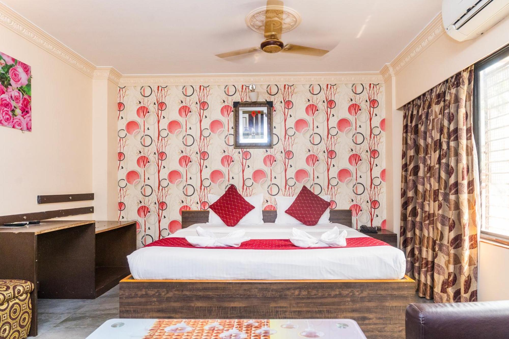 Apples Balaji Inn سيليجوري المظهر الخارجي الصورة