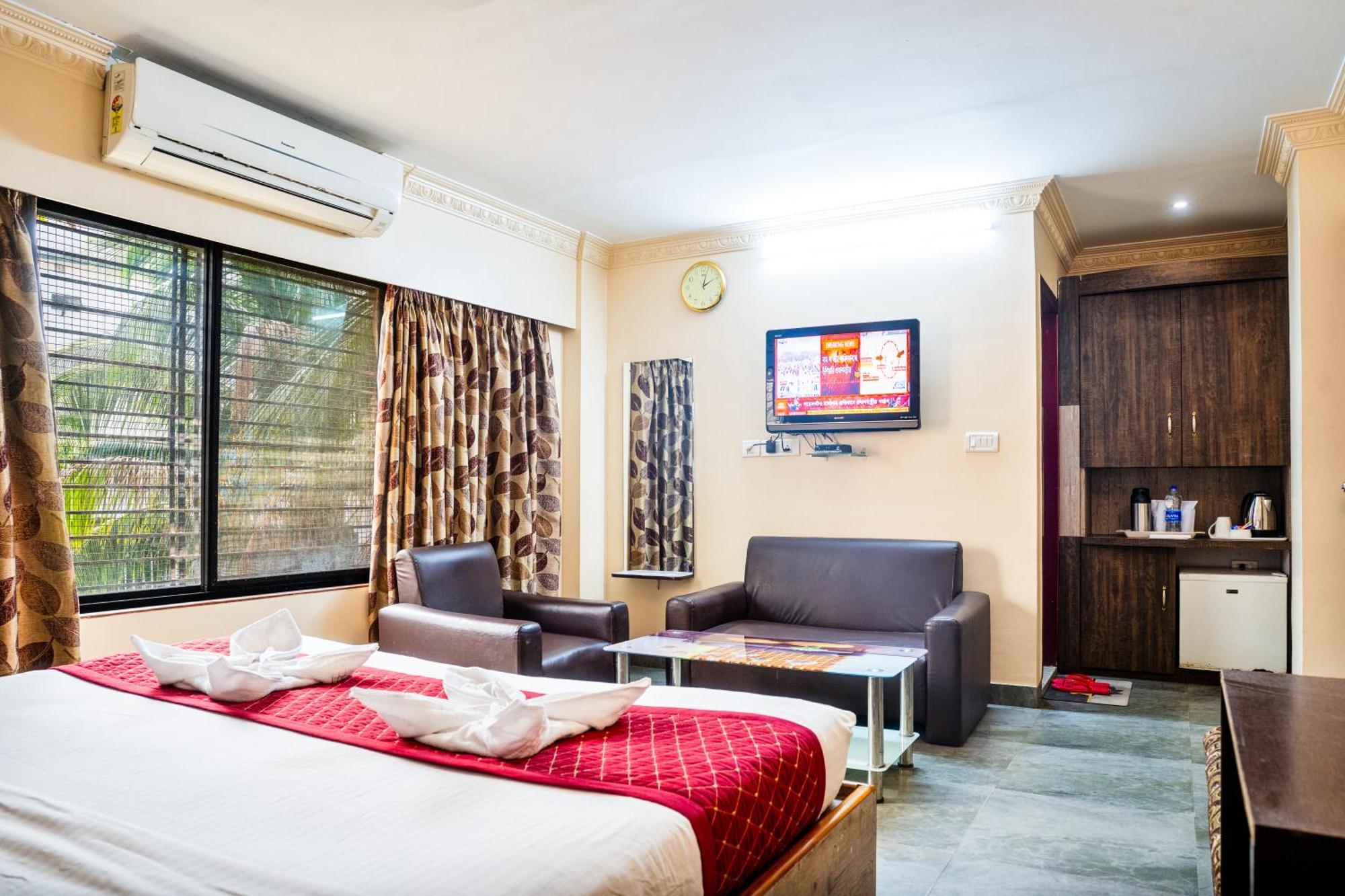 Apples Balaji Inn سيليجوري المظهر الخارجي الصورة