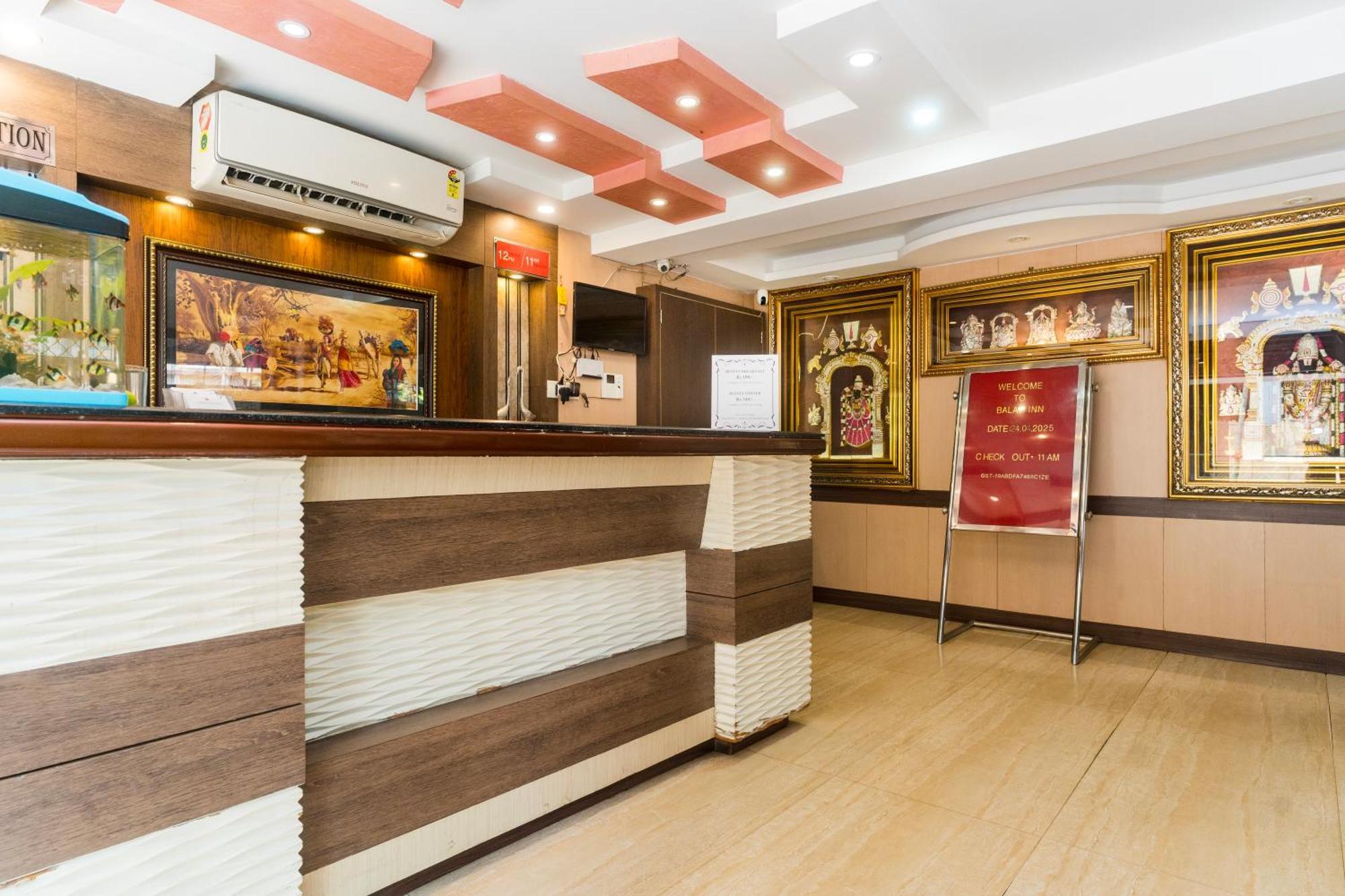 Apples Balaji Inn سيليجوري المظهر الخارجي الصورة